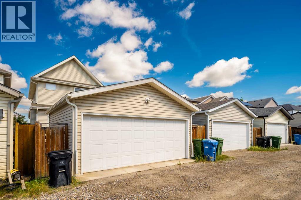 Single Family House for Sale in  Copperstone Gardens SE Copperfield Calgary 