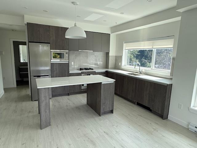 Photo 2 of 403 14225 103 A Avenue, Surrey BC