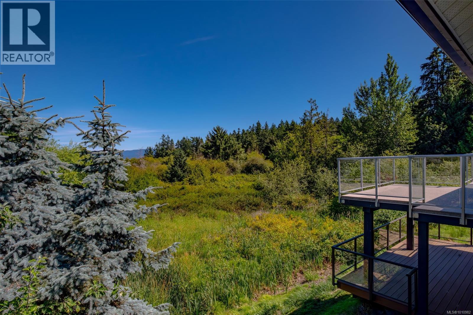 Photo 31 of 405 Heath Ave, Parksville BC