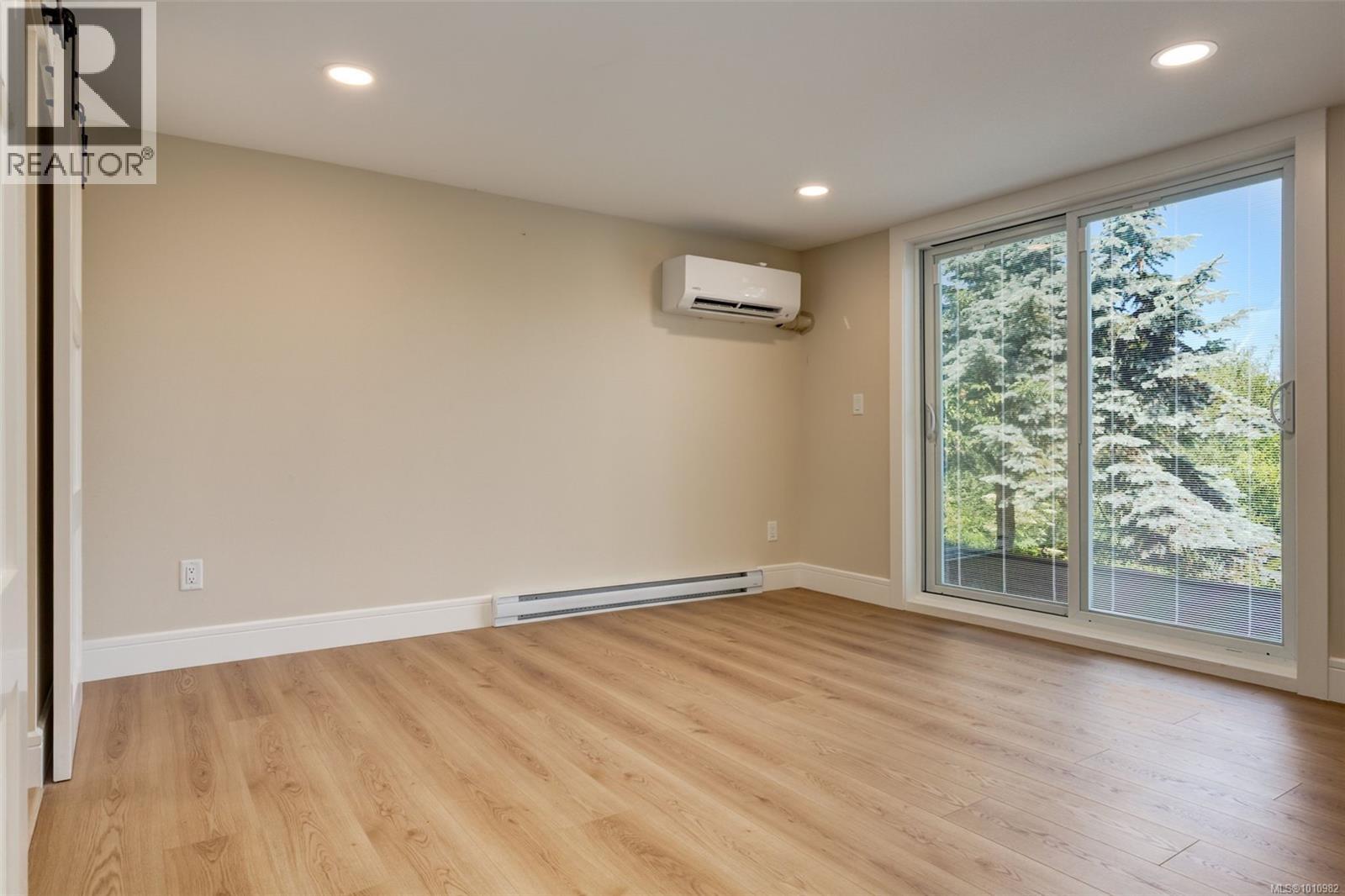 Photo 38 of 405 Heath Ave, Parksville BC