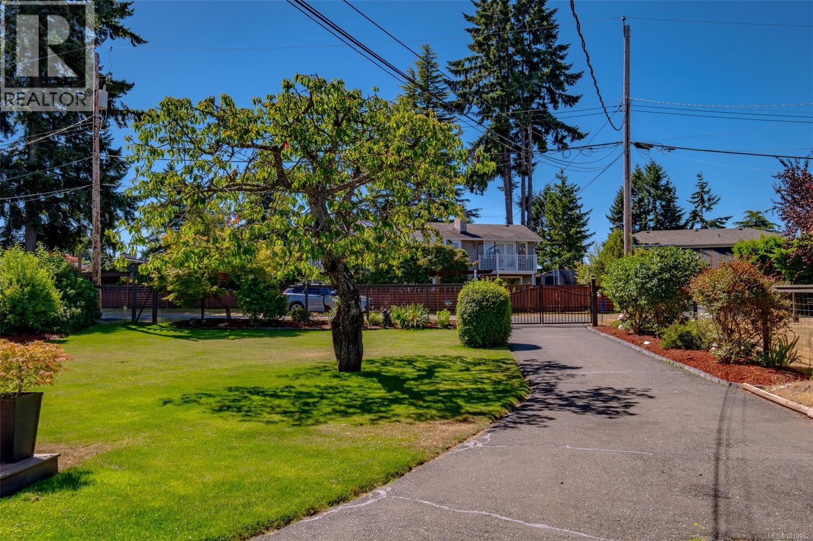 Photo 50 of 405 Heath Ave, Parksville BC