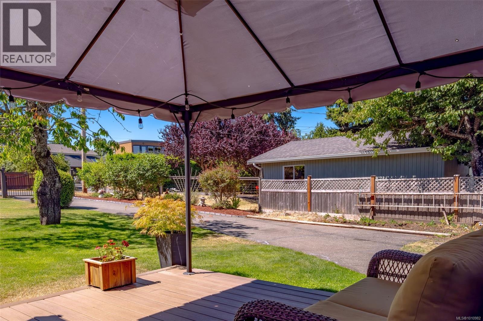 Photo 52 of 405 Heath Ave, Parksville BC