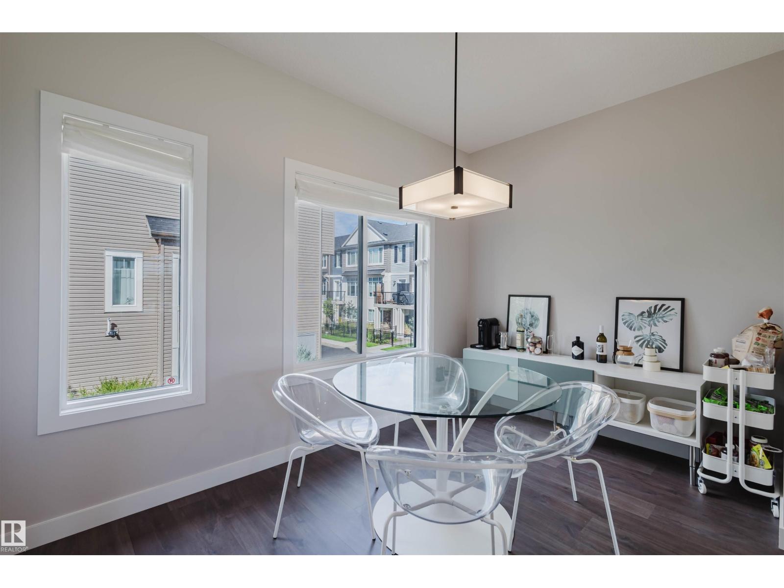 Photo 23 of 18 11373 12 Av Nw, Edmonton AB