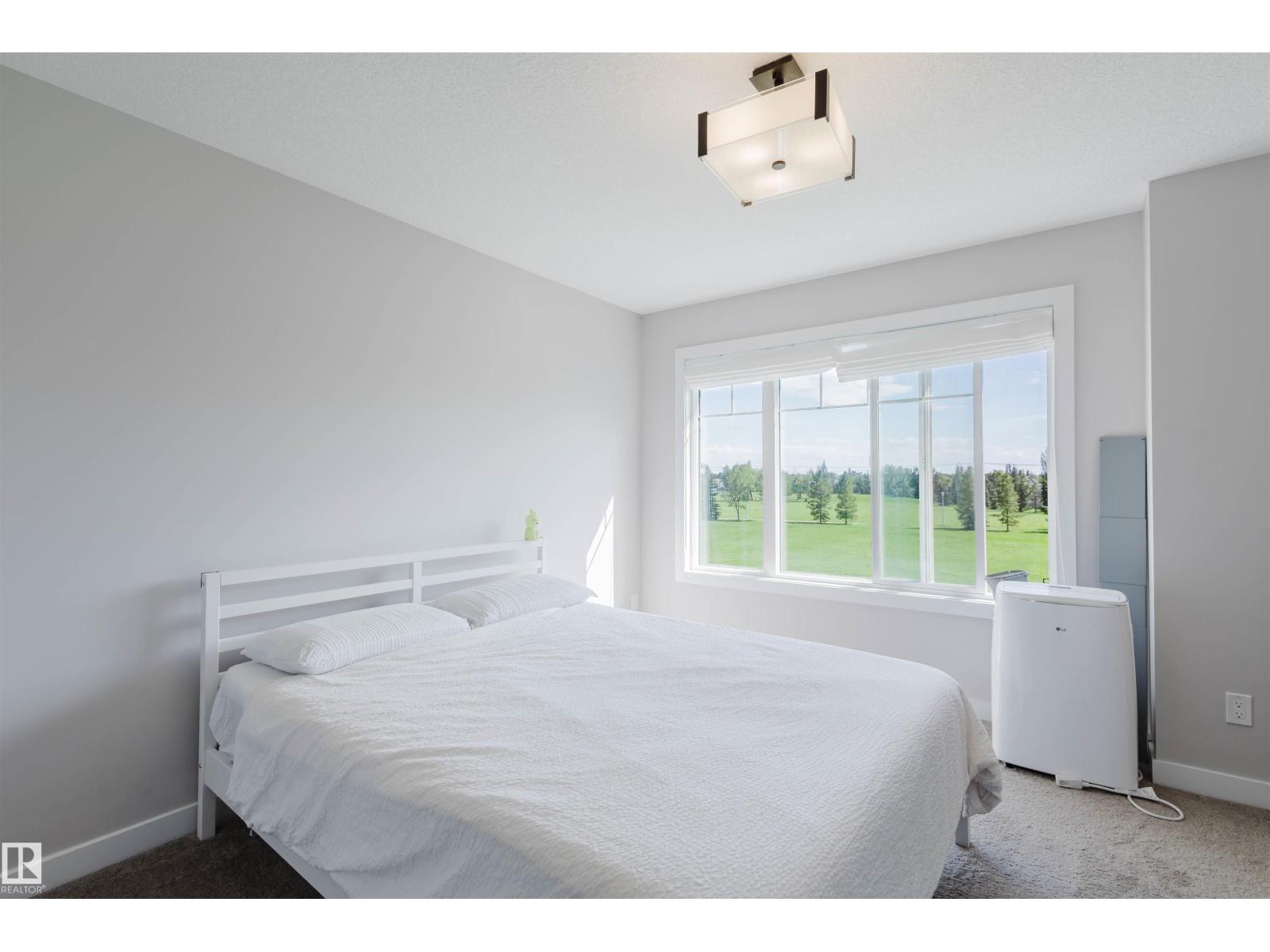 Photo 26 of 18 11373 12 Av Nw, Edmonton AB