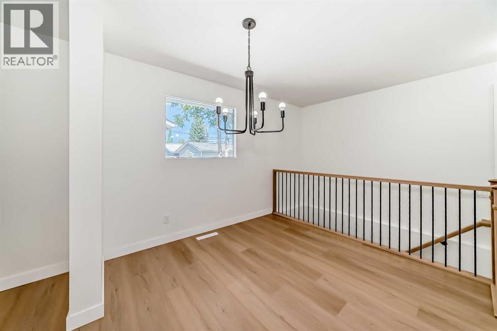Single Family House Bungalow for Sale in  Varsity Drive NW Varsity Calgary 