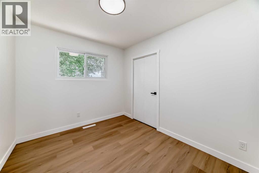 Single Family House Bungalow for Sale in  Varsity Drive NW Varsity Calgary 