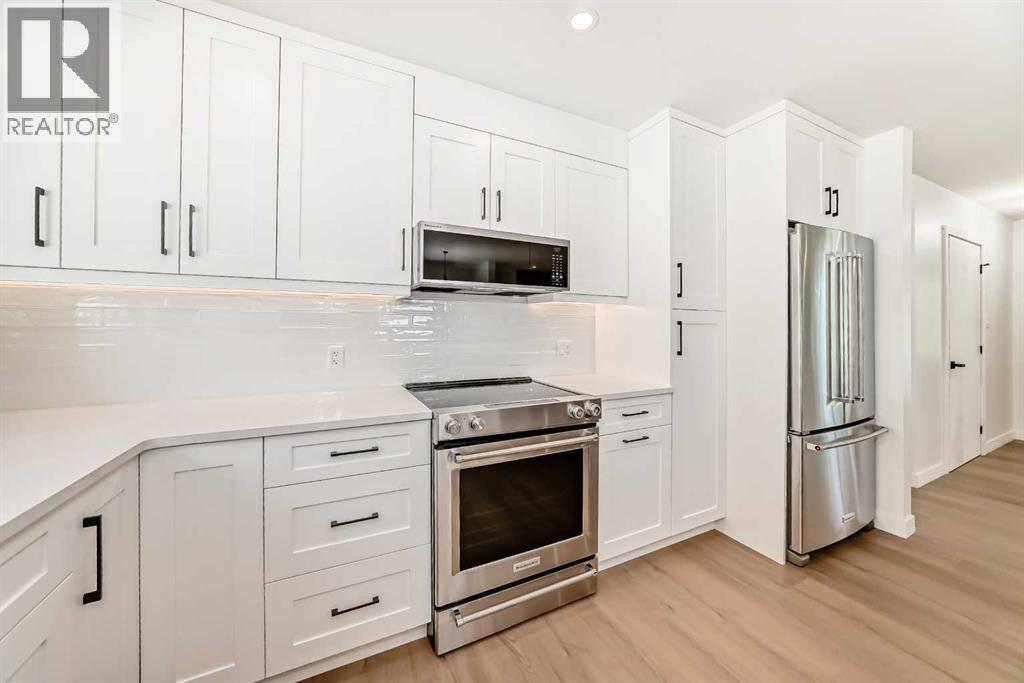Single Family House Bungalow for Sale in  Varsity Drive NW Varsity Calgary 