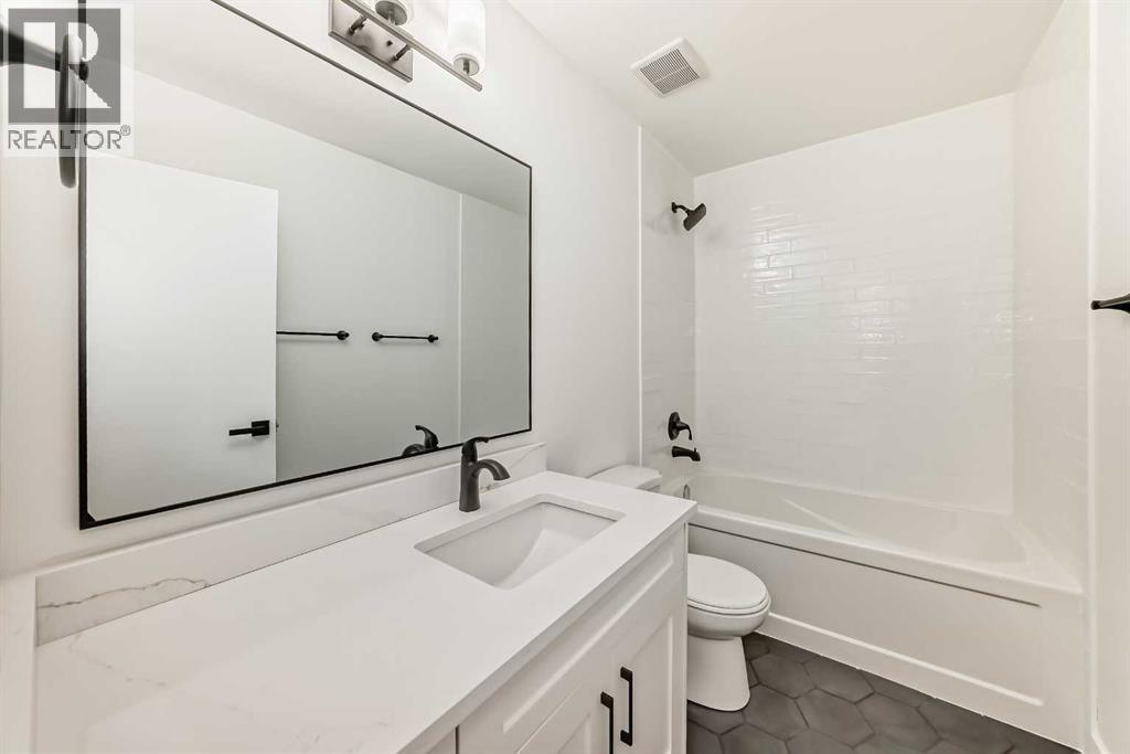 Single Family House Bungalow for Sale in  Varsity Drive NW Varsity Calgary 