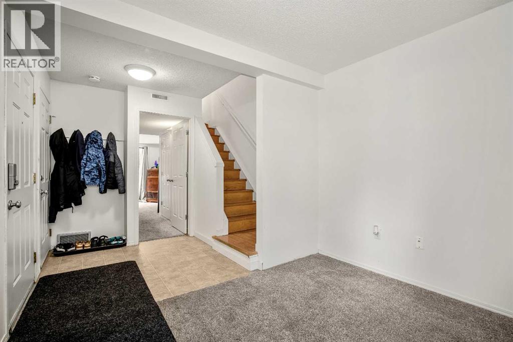 137 Bridlewood Lane SW, Calgary, Alberta