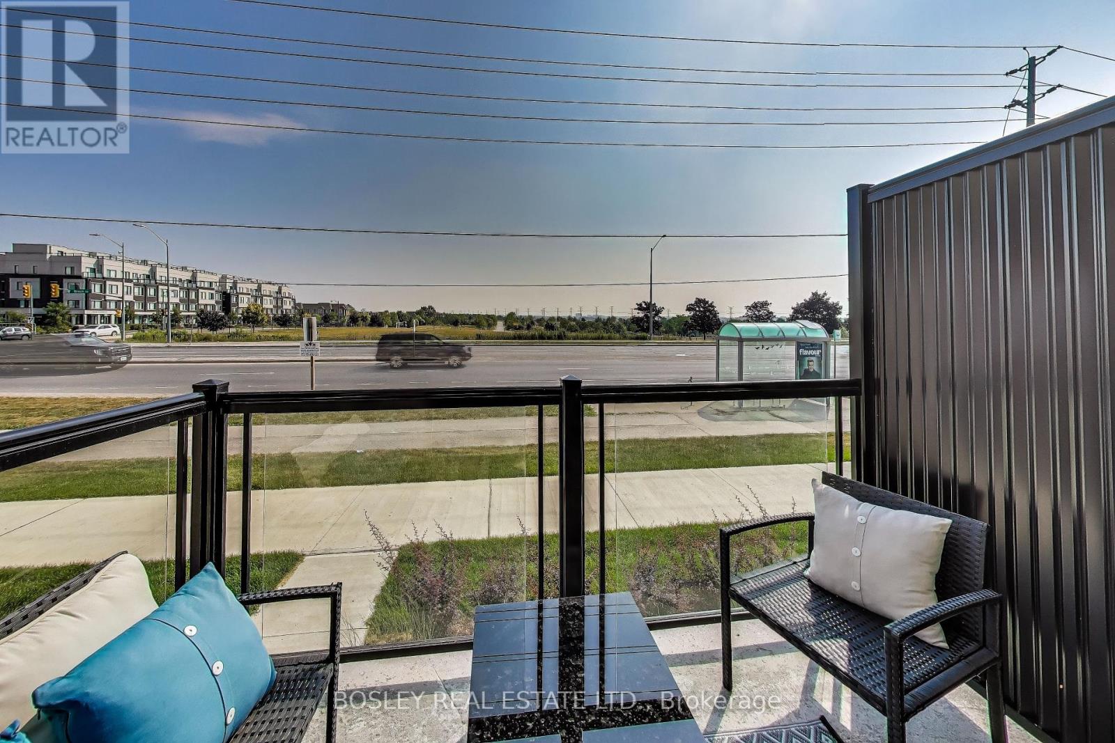 Photo 5 of 206 1695 Dersan Street, Pickering ON