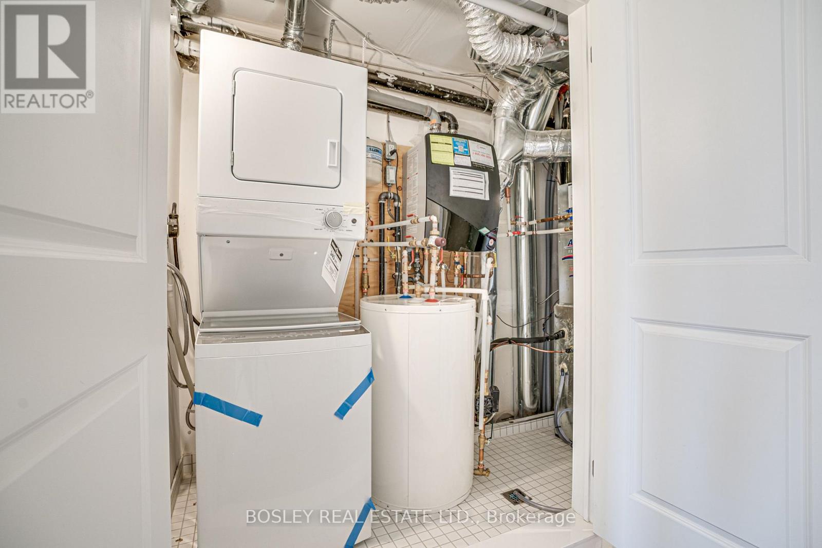 Photo 18 of 206 1695 Dersan Street, Pickering ON