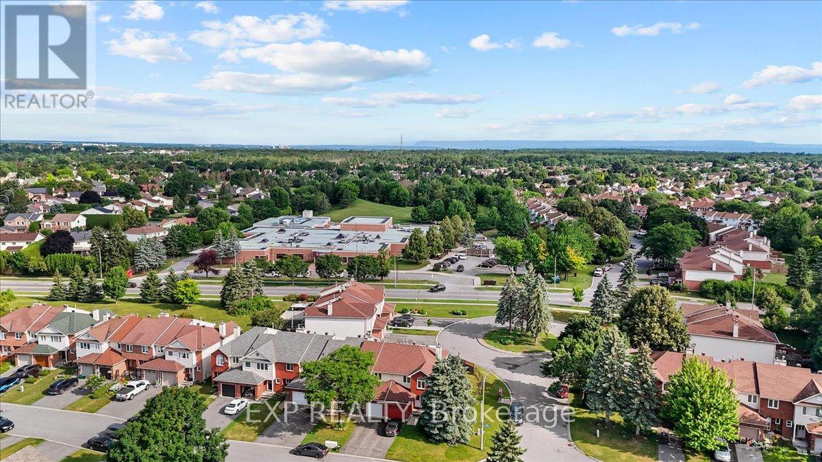 Photo 34 of 93 Cedarock Drive, Ottawa ON