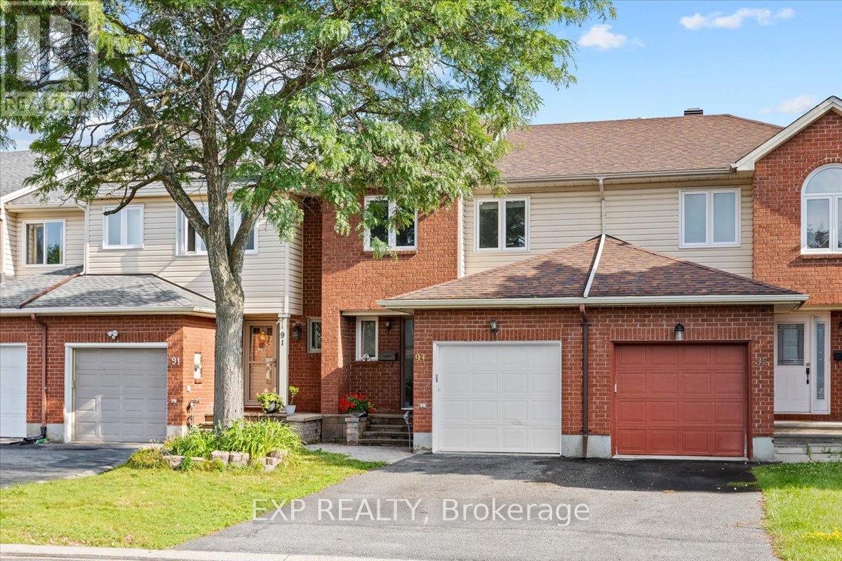 Photo 25 of 93 Cedarock Drive, Ottawa ON