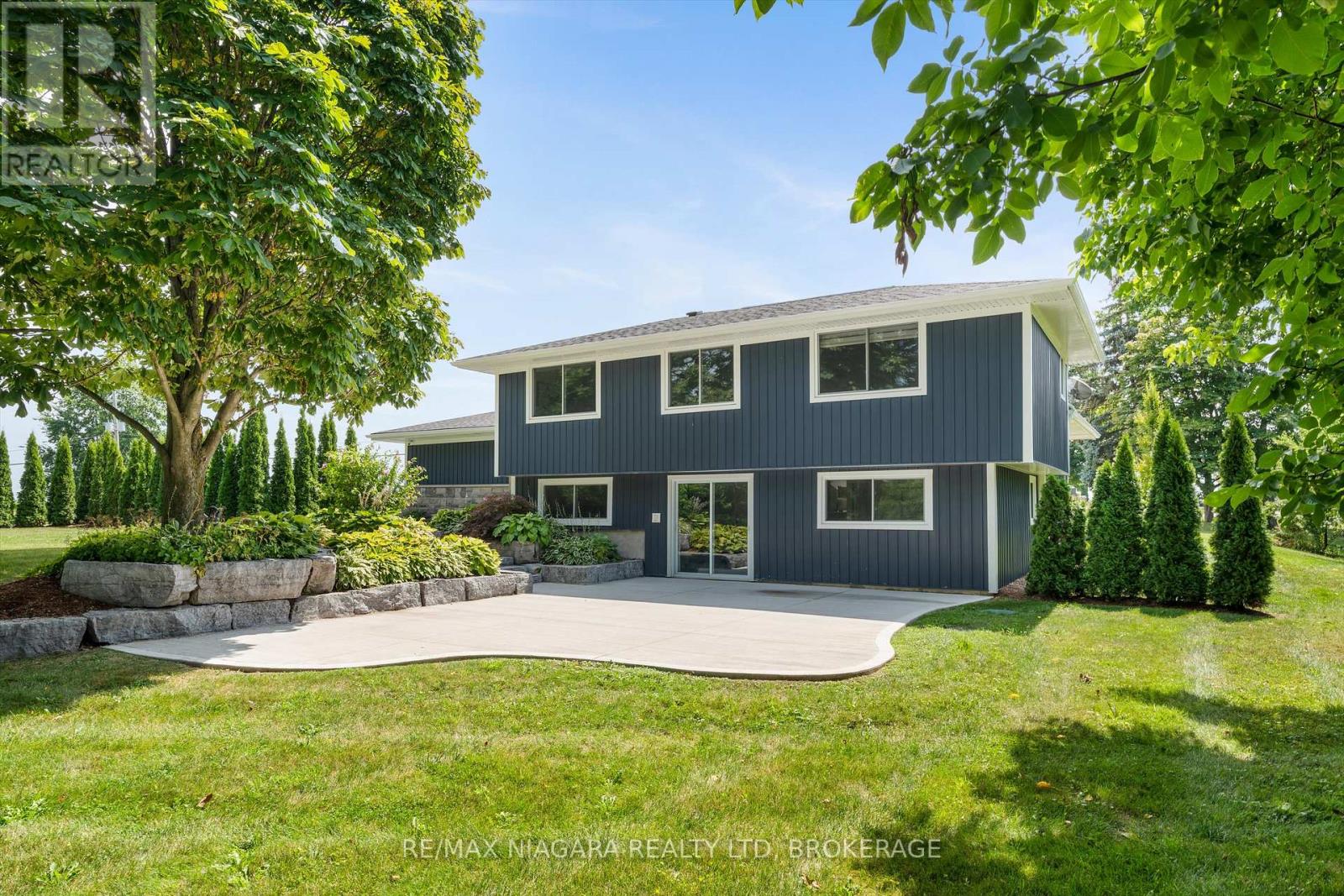 Photo 39 of 792 Lakeshore Road, Niagaraonthelake ON