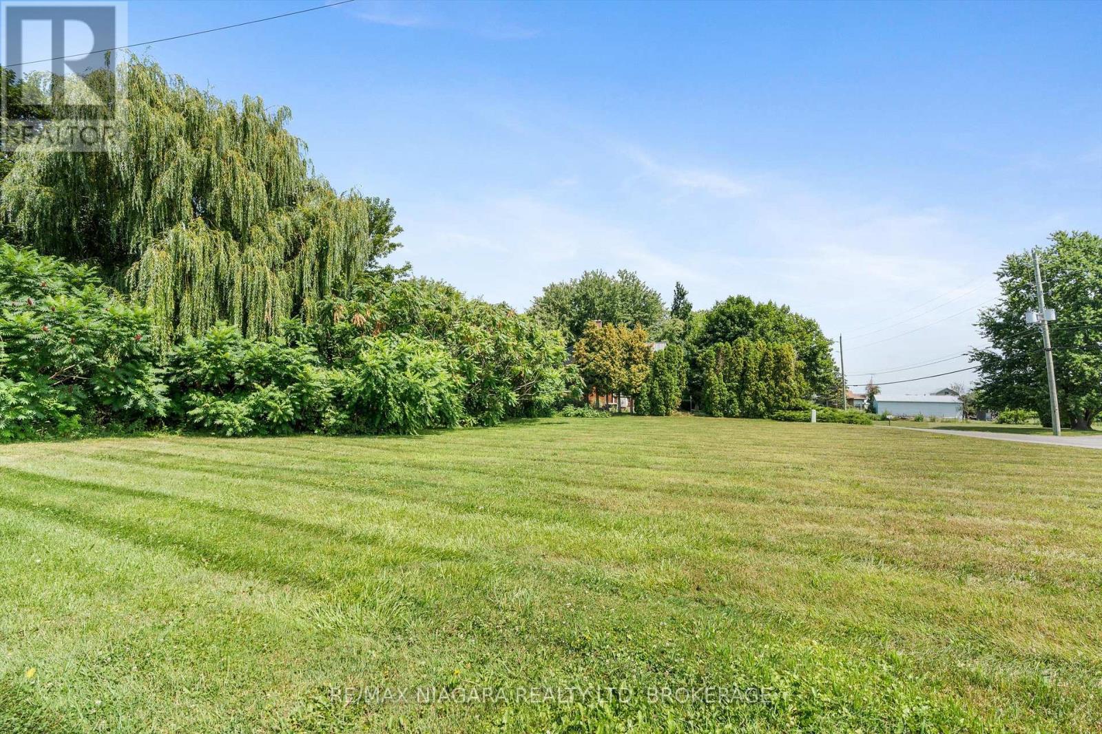Photo 43 of 792 Lakeshore Road, Niagaraonthelake ON