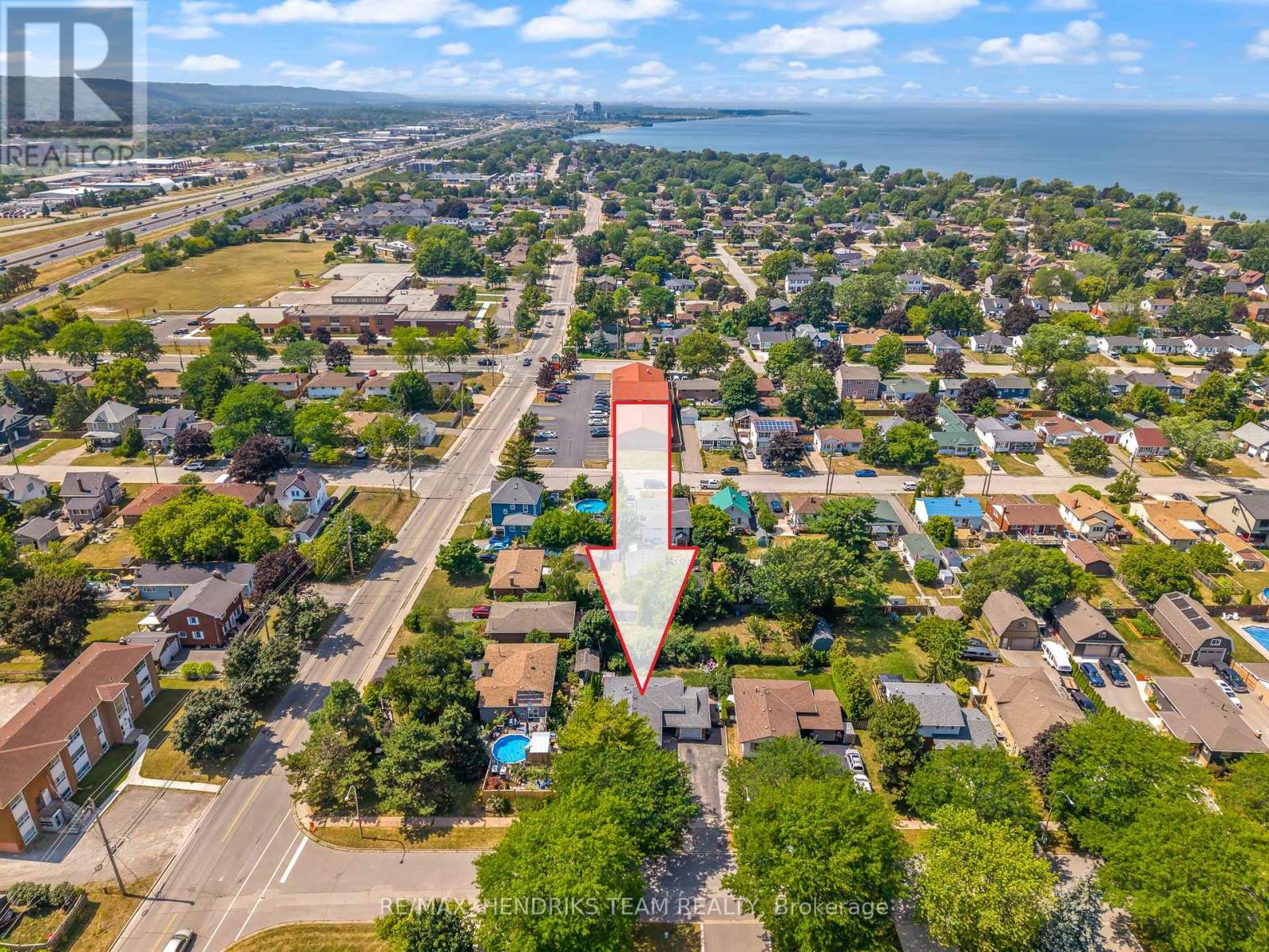 Photo 4 of 5 Whittaker Avenue, Grimsby ON