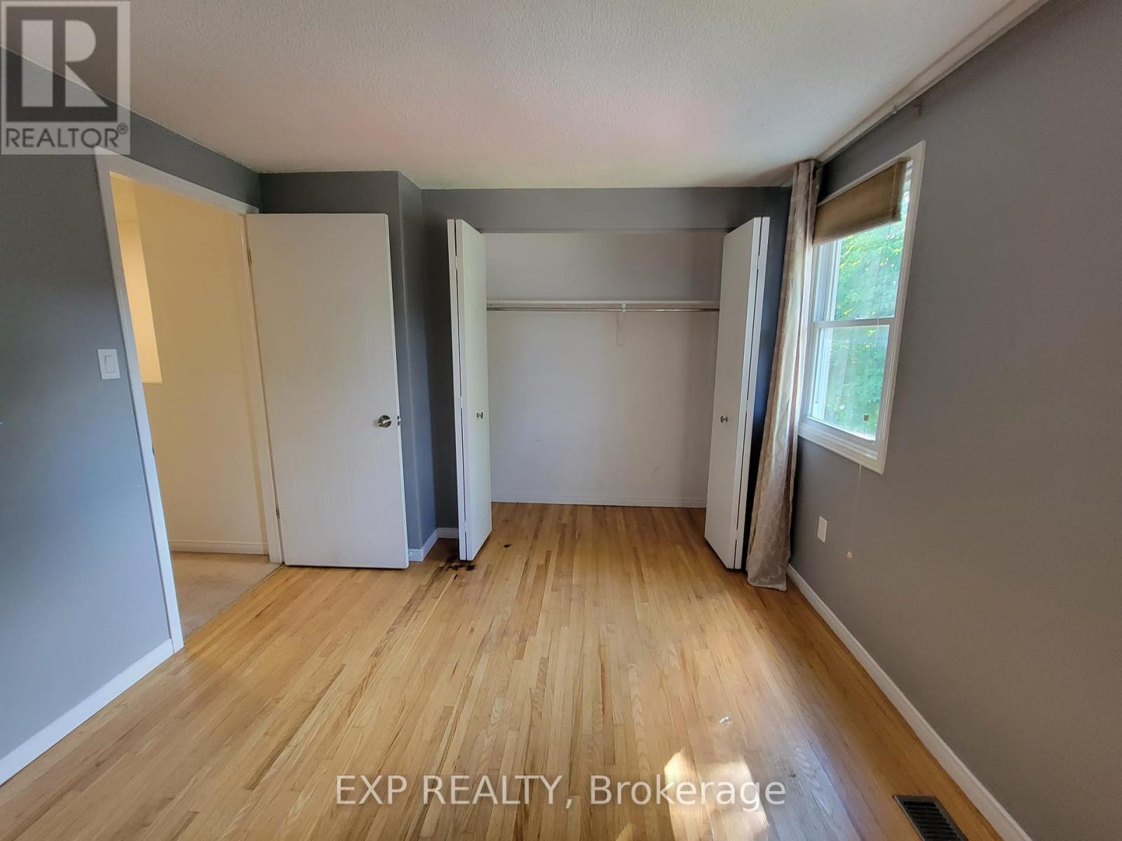 Photo 14 of 43 180 Marksam Road, Guelph ON