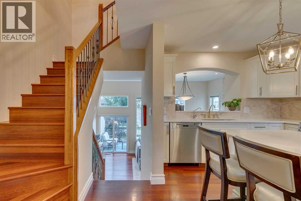 Single Family House 4 Level for Sale in  Everridge Common SW Evergreen Calgary 