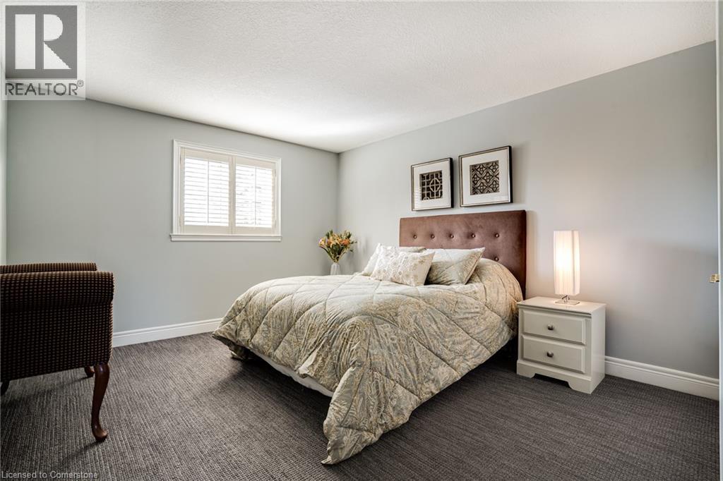 Photo 1 of 148 Foxridge Drive, Ancaster ON