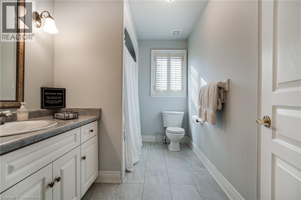 Photo 26 of 148 Foxridge Drive, Ancaster ON