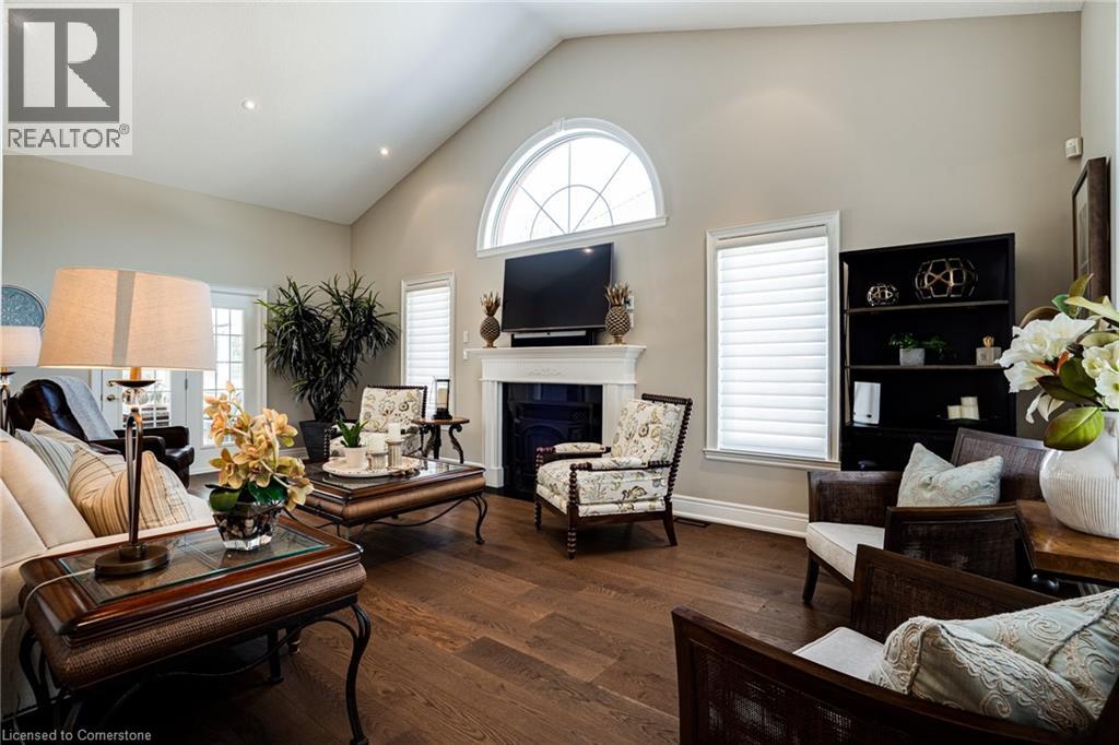 Photo 31 of 148 Foxridge Drive, Ancaster ON