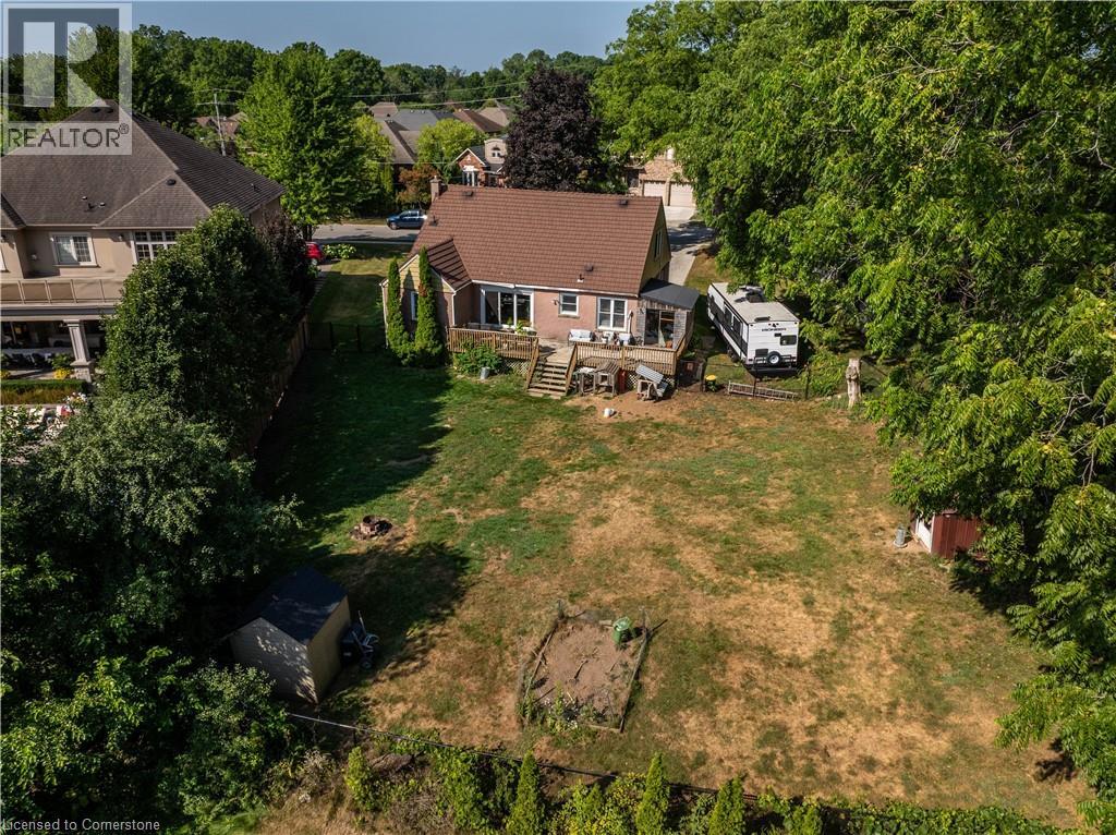 Photo 22 of 473 Hamilton Drive, Ancaster ON