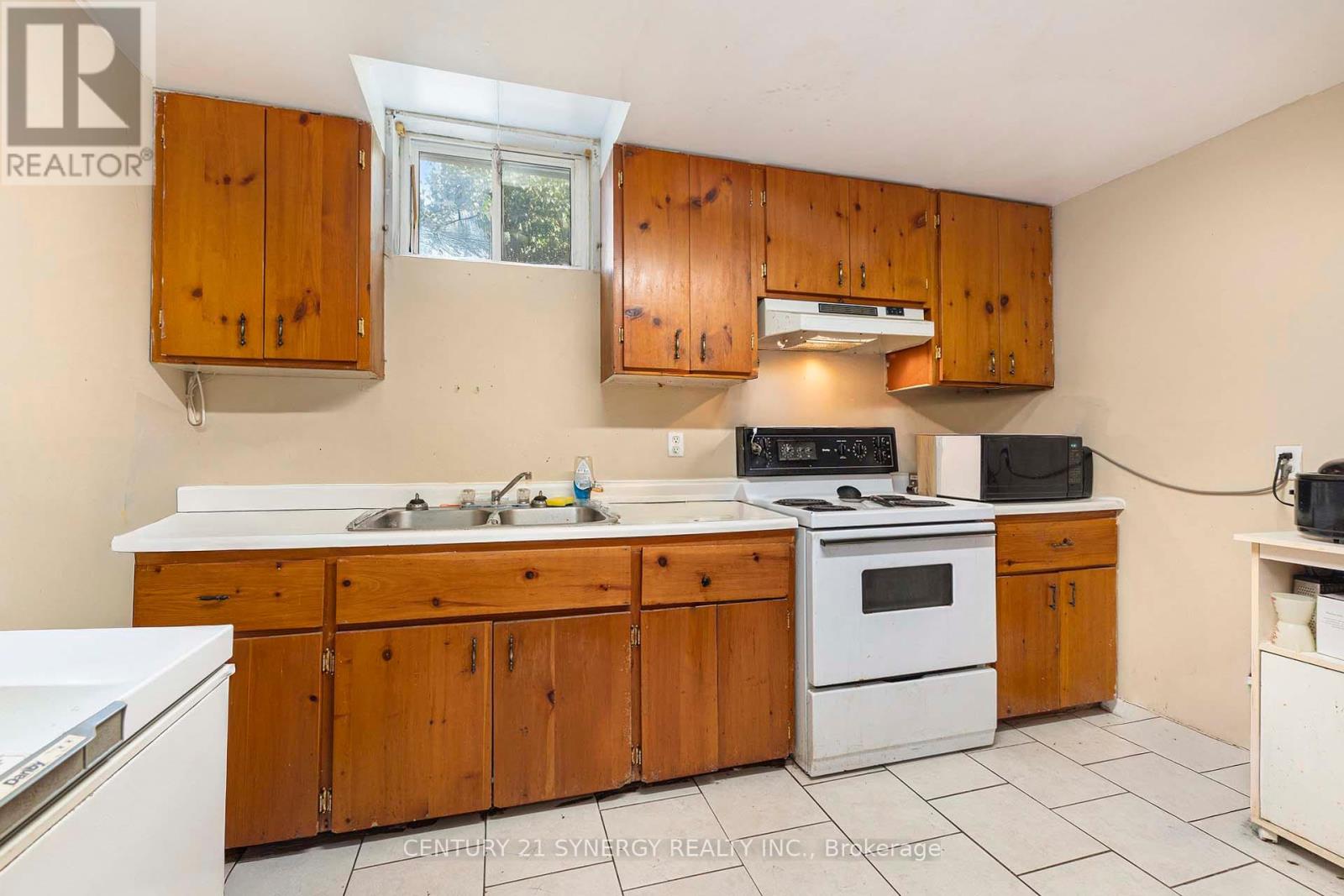 Photo 21 of 389 Thomas Street, Carleton Place ON