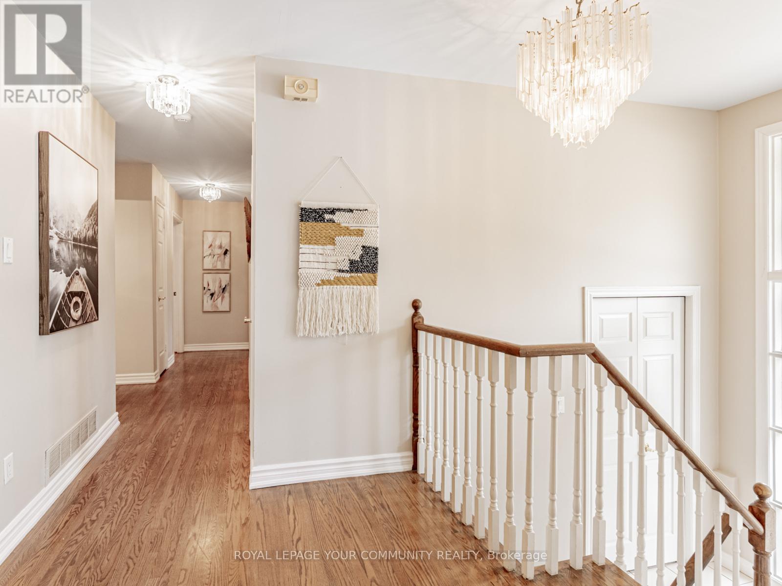 Photo 16 of 1 Thorny Brae Drive, Markham ON