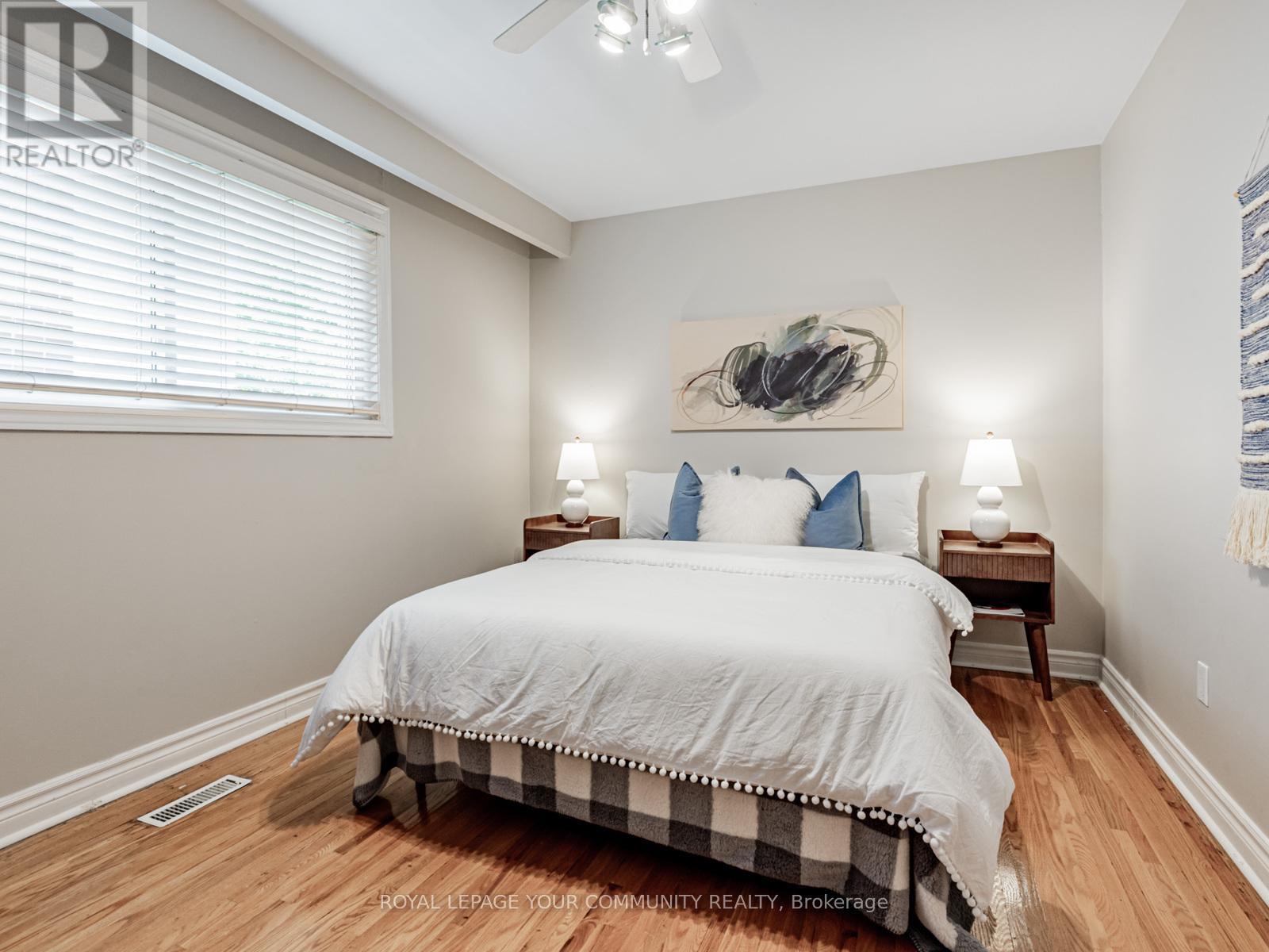 Photo 21 of 1 Thorny Brae Drive, Markham ON