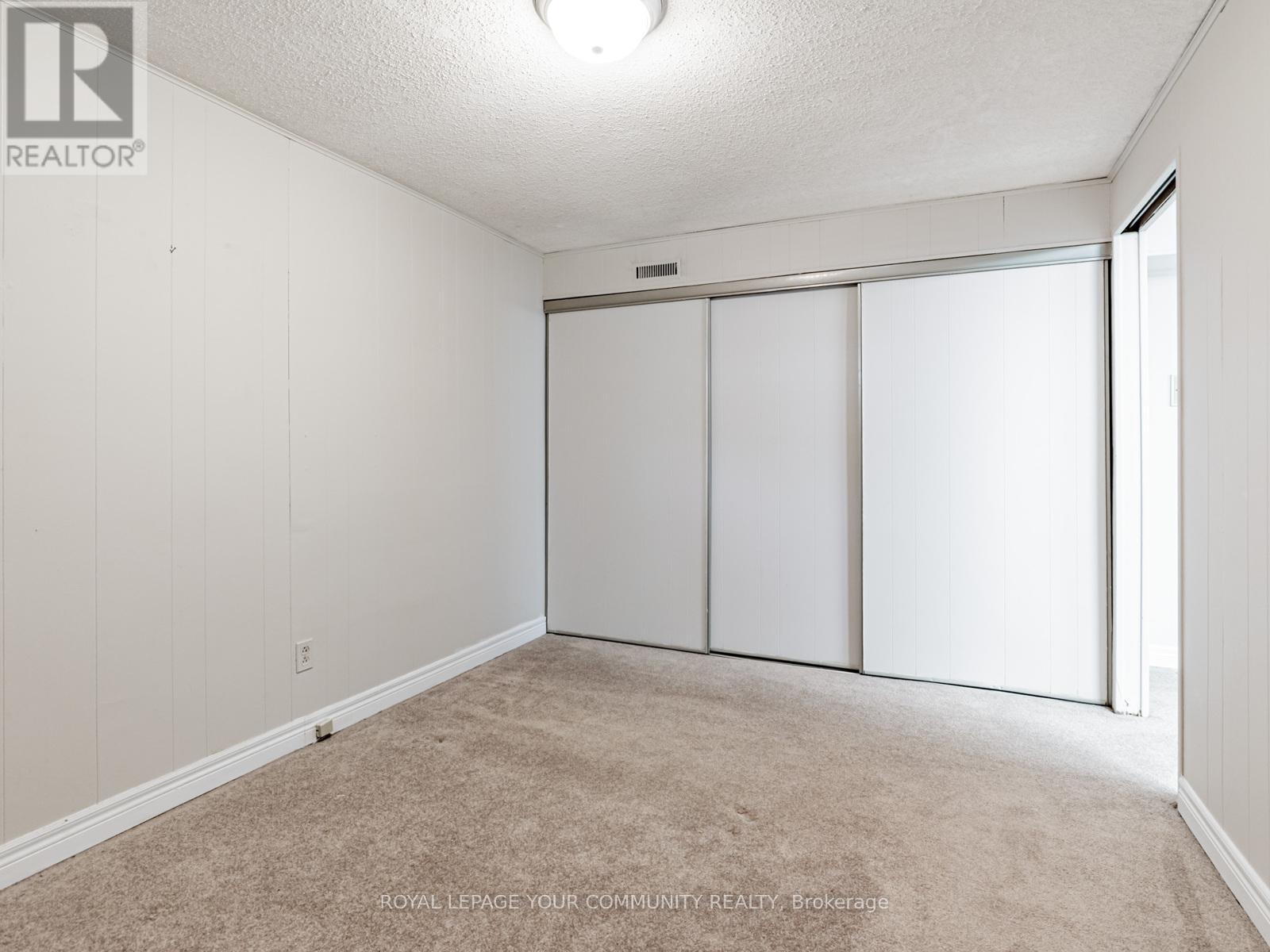 Photo 30 of 1 Thorny Brae Drive, Markham ON