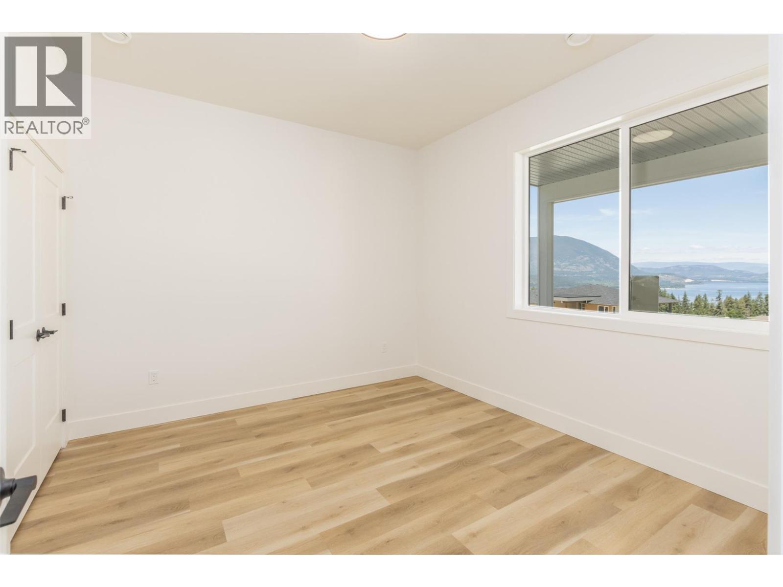 Photo 23 of 1160 16 Avenue Se, Salmon Arm BC