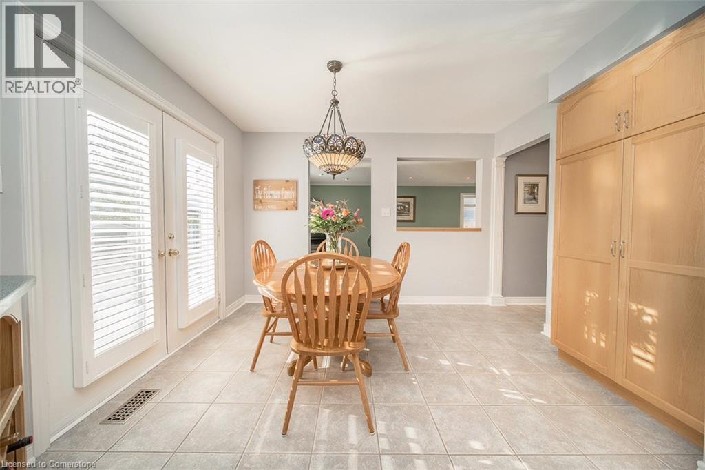 Photo 2 of 45 Goodman Crescent, St Catharines ON