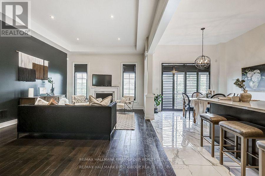Photo 43 of 16 Beaverdams Drive, Whitby ON