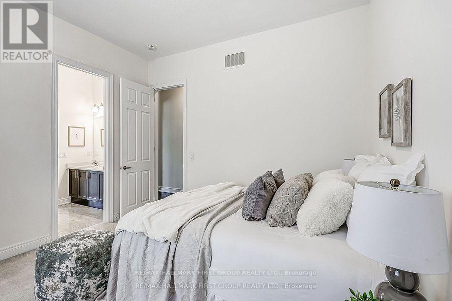Photo 21 of 16 Beaverdams Drive, Whitby ON