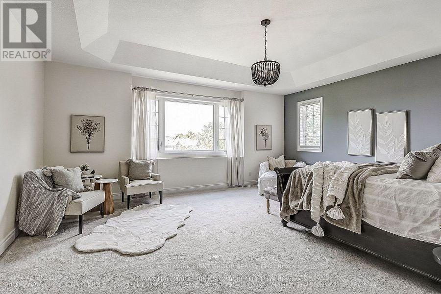 Photo 8 of 16 Beaverdams Drive, Whitby ON