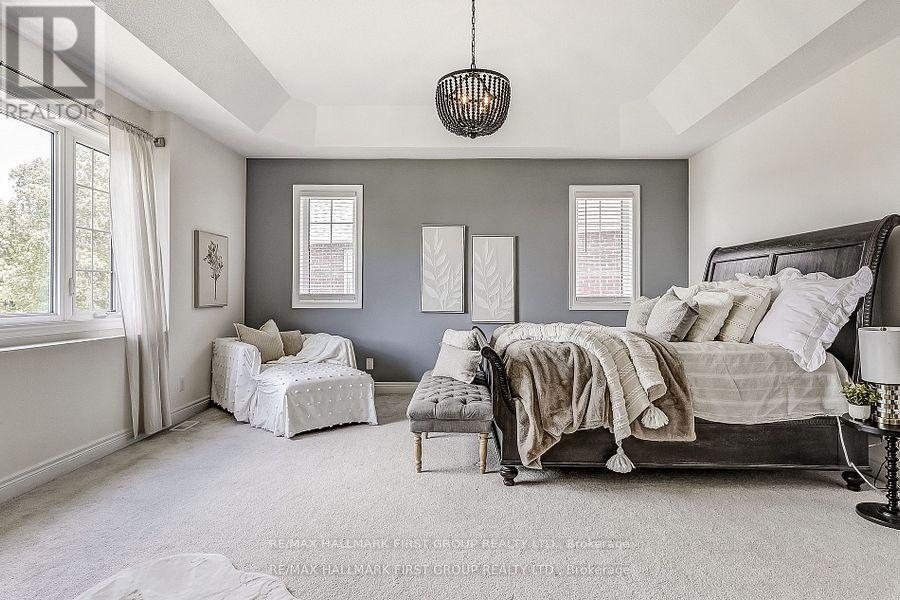 Photo 13 of 16 Beaverdams Drive, Whitby ON
