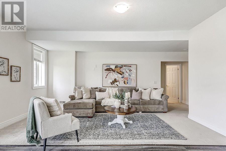 Photo 45 of 16 Beaverdams Drive, Whitby ON