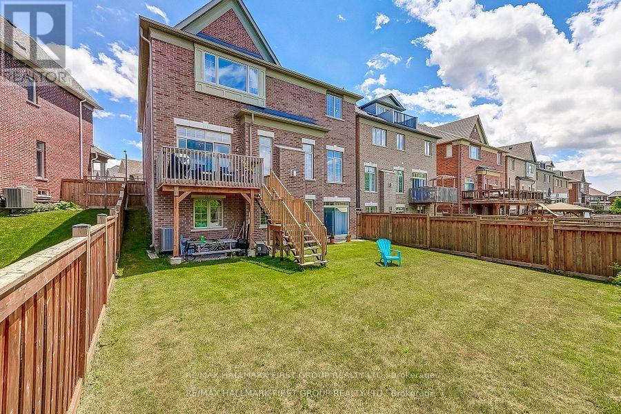 Photo 1 of 16 Beaverdams Drive, Whitby ON
