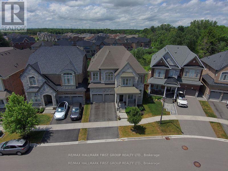 Photo 25 of 16 Beaverdams Drive, Whitby ON