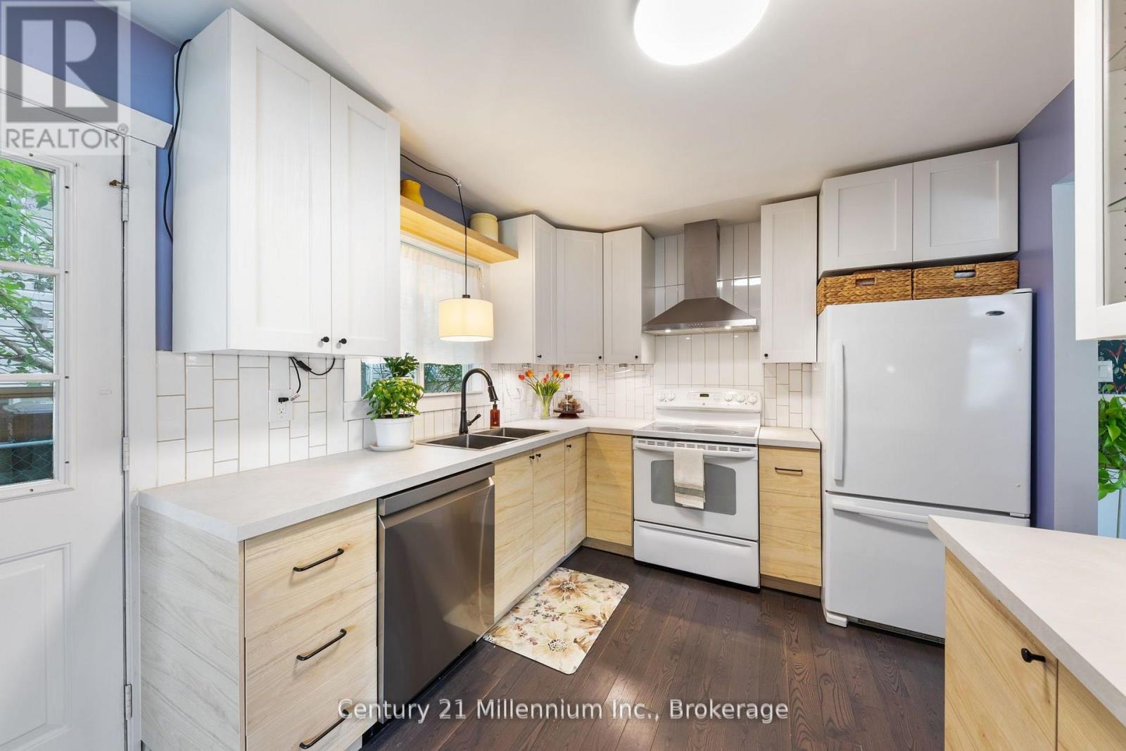 Photo 17 of 108 Ansley Road, Wasaga Beach ON