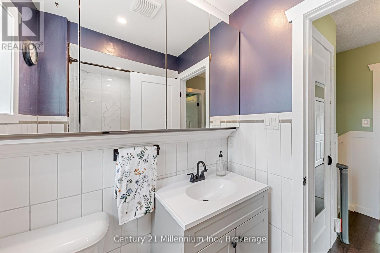 Photo 27 of 108 Ansley Road, Wasaga Beach ON