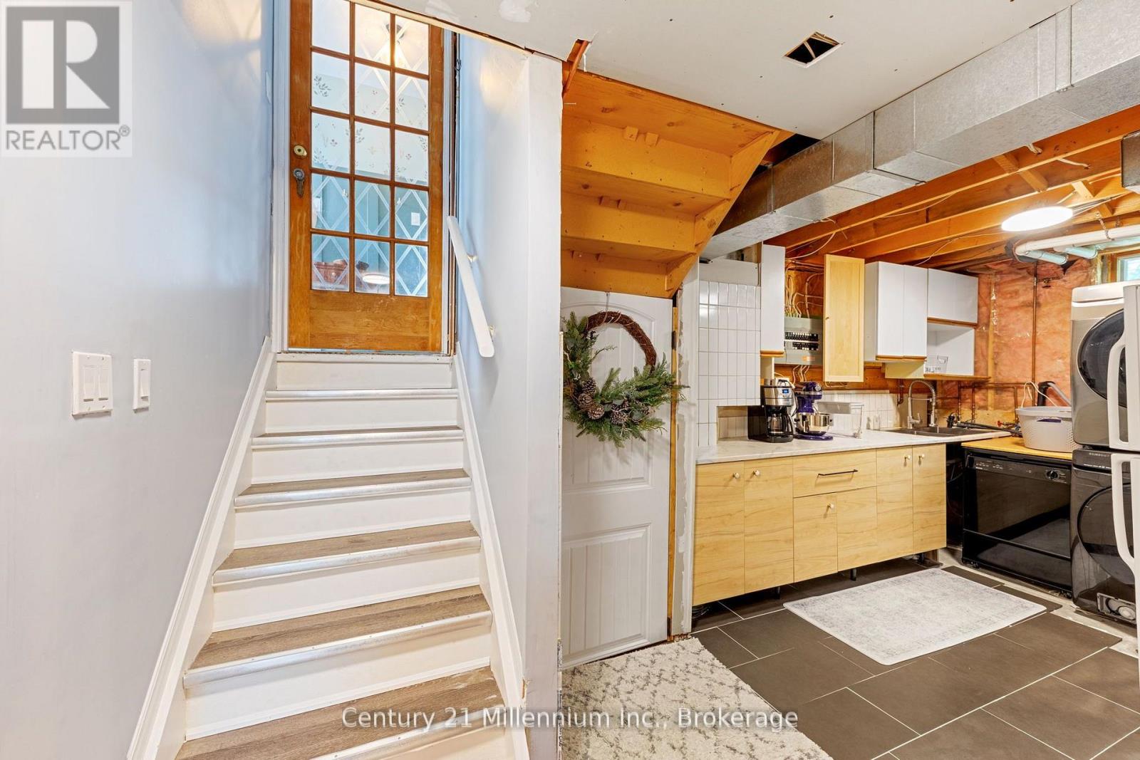 Photo 29 of 108 Ansley Road, Wasaga Beach ON