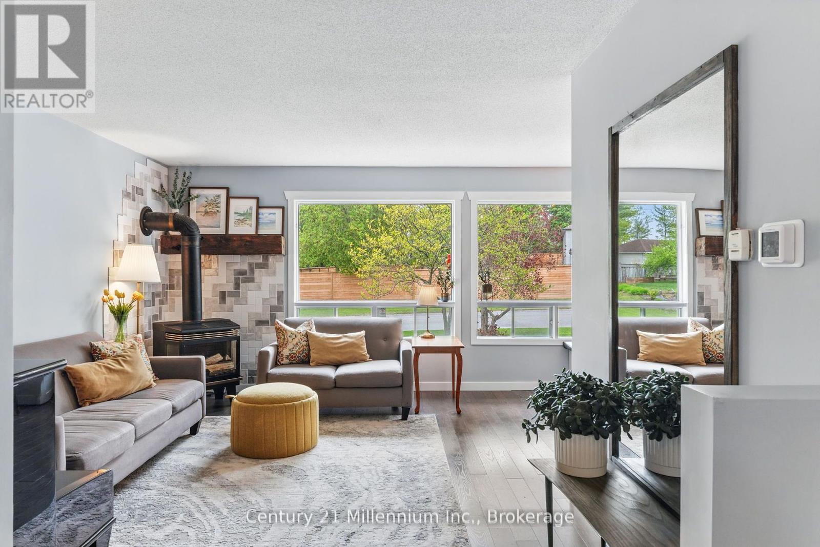 Photo 7 of 108 Ansley Road, Wasaga Beach ON