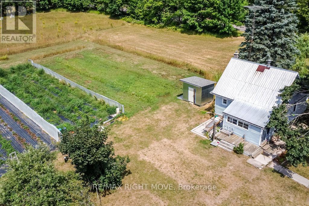 Photo 15 of 3682 Line 11 N, Oromedonte ON