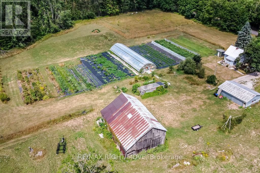 Photo 3 of 3682 Line 11 N, Oromedonte ON