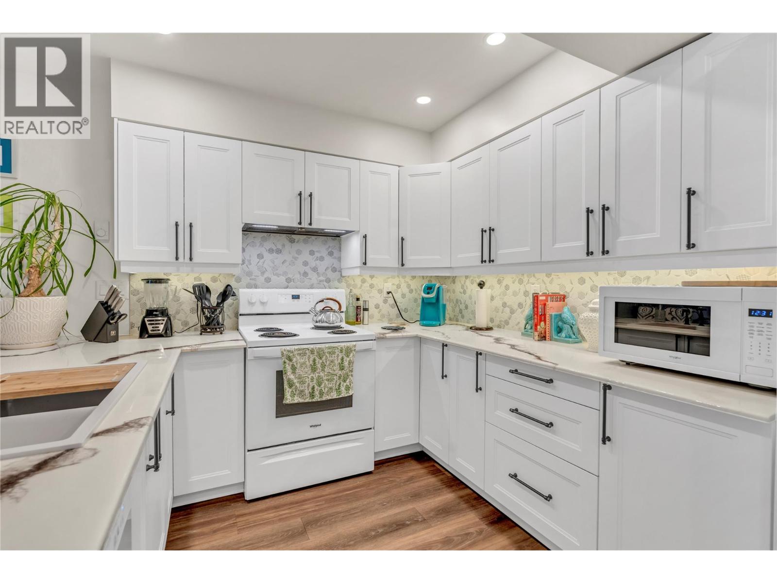 313 3140 Wilson Street, Penticton