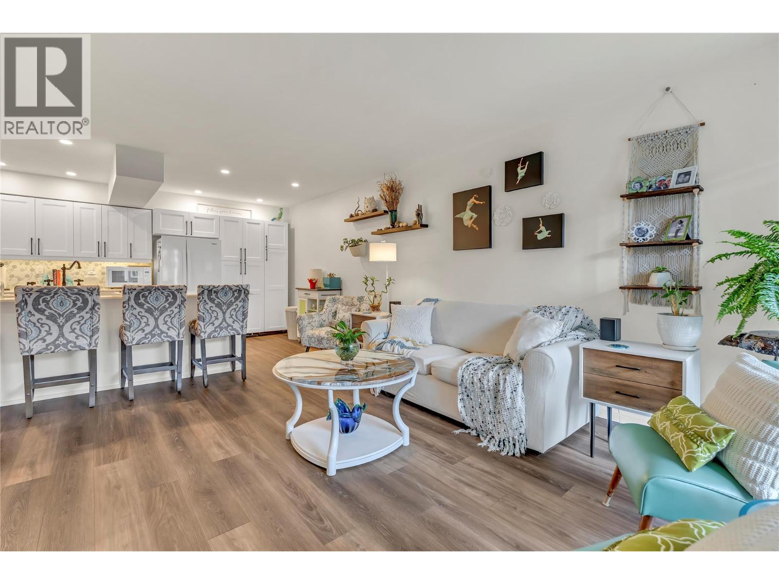 313 3140 Wilson Street, Penticton