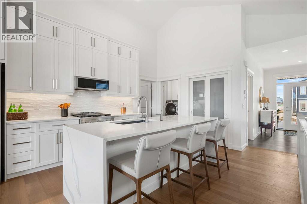 Single Family House Bungalow for Sale in  Mitchell Heath NW Glacier Ridge Calgary 