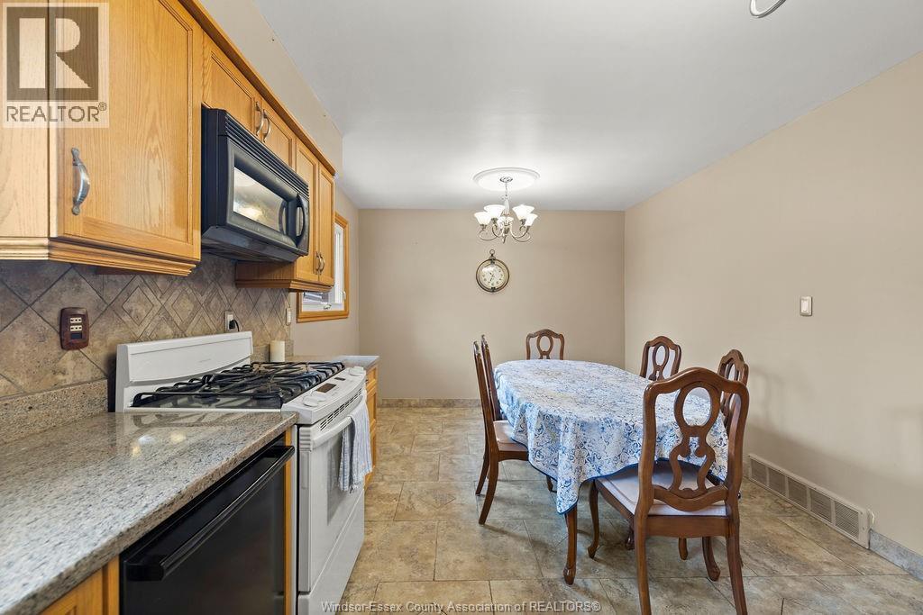 Photo 23 of 1116 Reaume, Lasalle ON