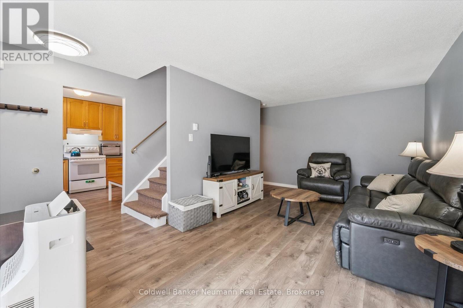 Photo 16 of 14 453 Albert Street, Waterloo ON